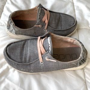 Hey dude’s Boho Grey Wmns Sz. 6
